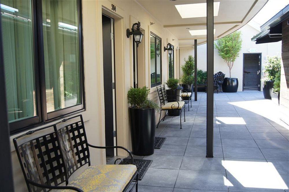 Ballard Inn Сиэтл Экстерьер фото