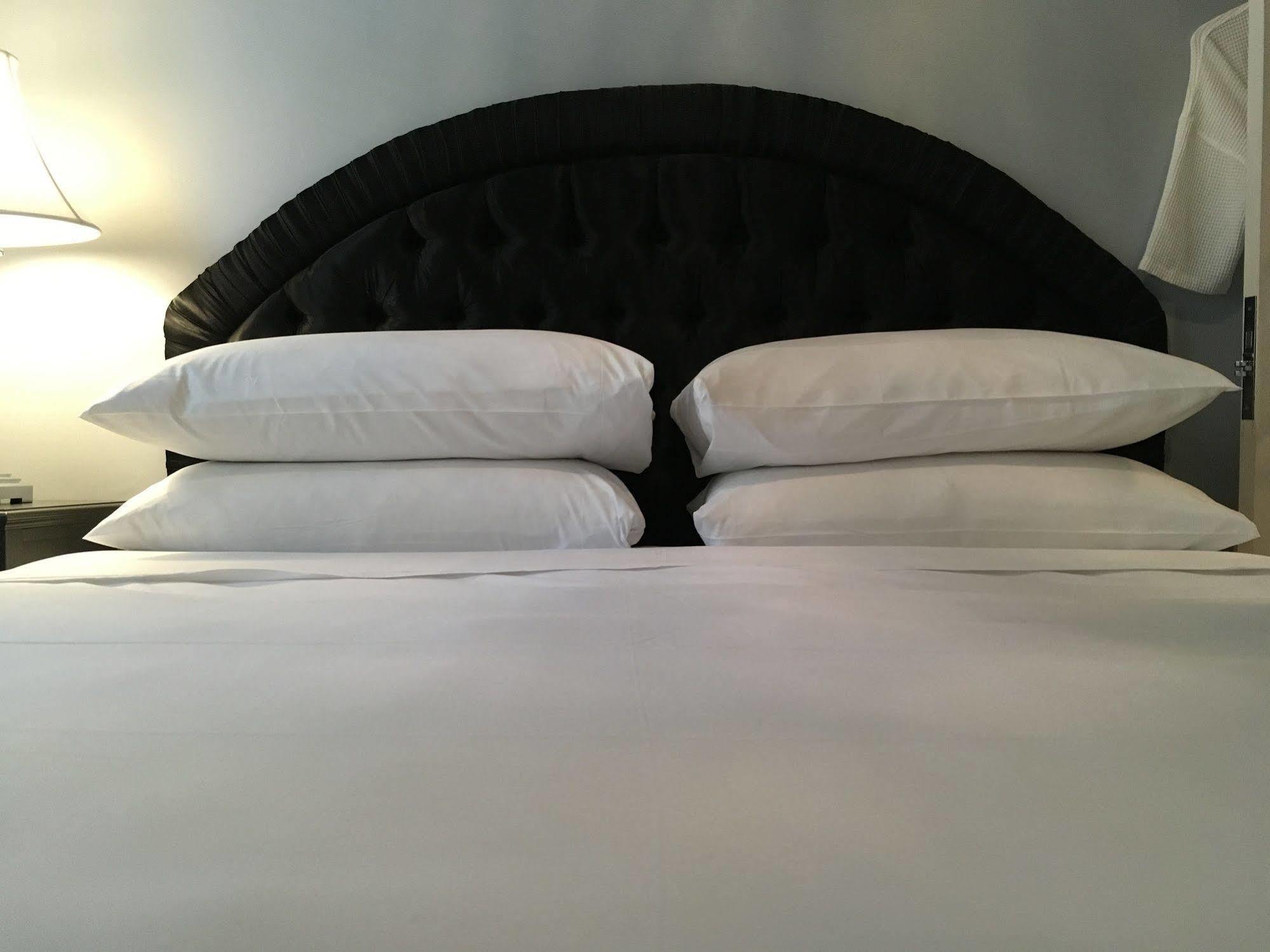 Ballard Inn Сиэтл Экстерьер фото