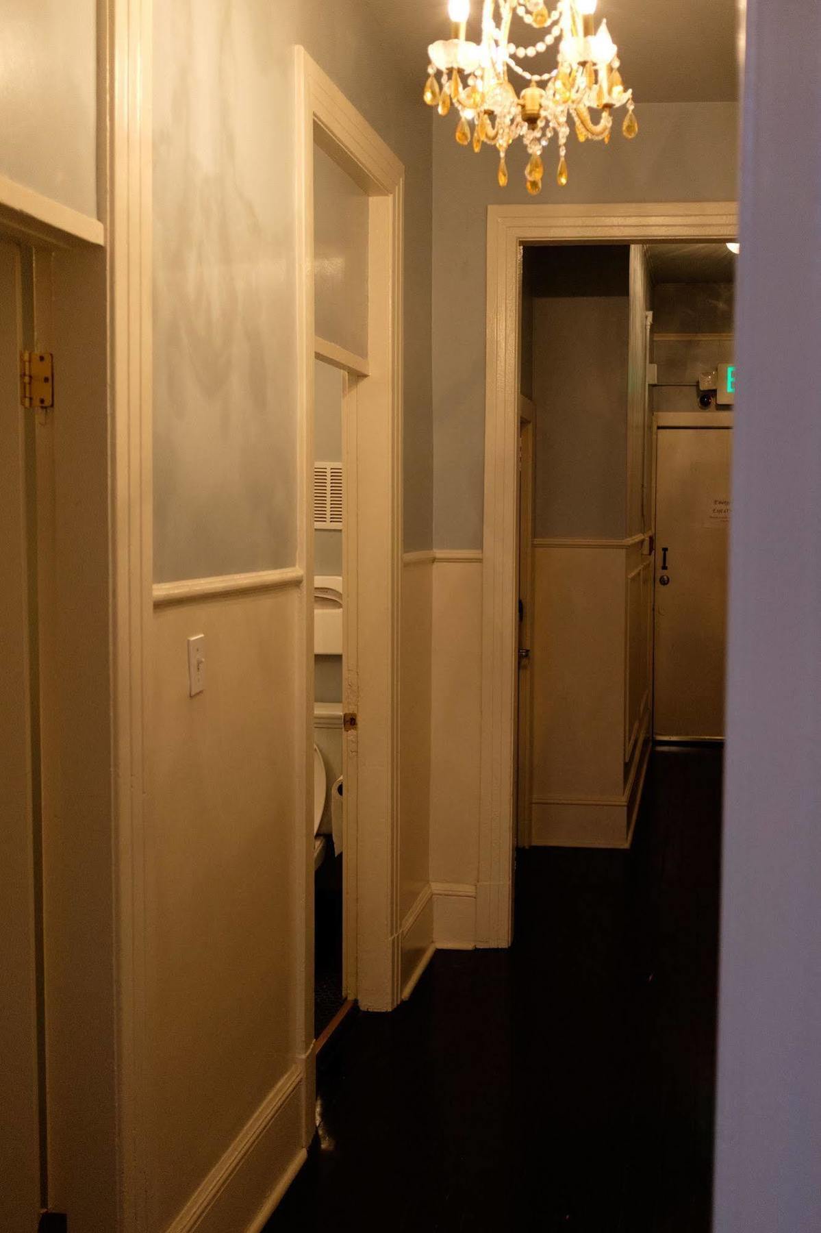 Ballard Inn Сиэтл Экстерьер фото